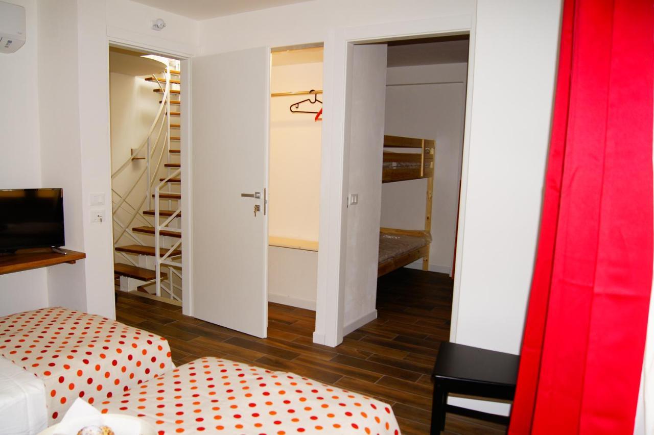 Isola Bed And Breakfast Szirakúza Kültér fotó