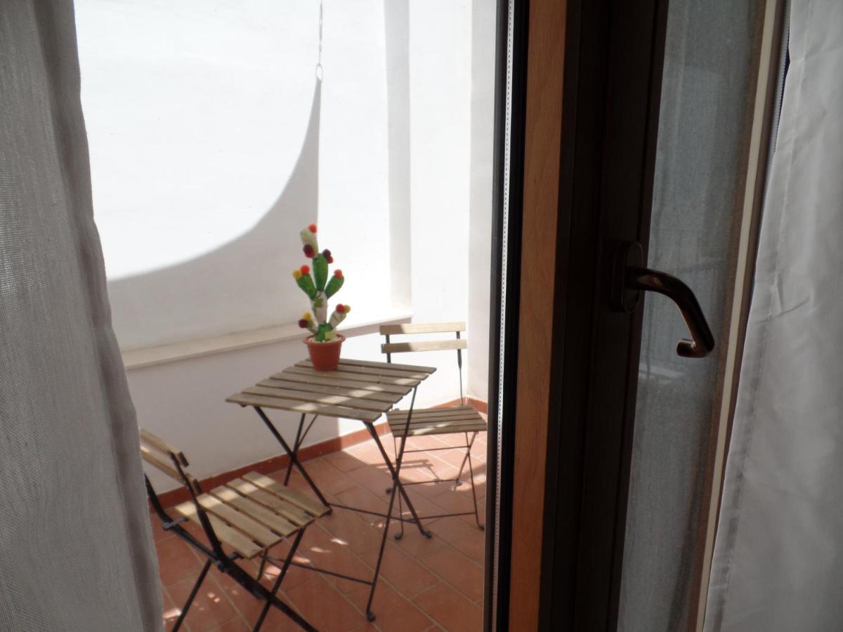 Isola Bed And Breakfast Szirakúza Kültér fotó